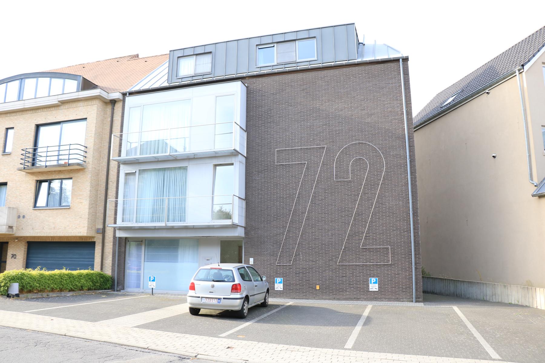 Recent appartement gelegen in het centrum van Dilbeek - foto 1