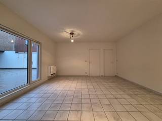 Bezoeken kunnen niet telefonisch ingepland worden, huurprofiel is verplicht:Klik op BEZOEK AANVRAGEN op onze website (www.immo-zone.be) en boek...