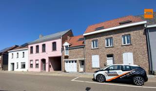 Appartement/duplex avec deux chambres et une terrasse. Cette appartement est située dans un petit immeuble d'appartements à Everberg.La disposition...