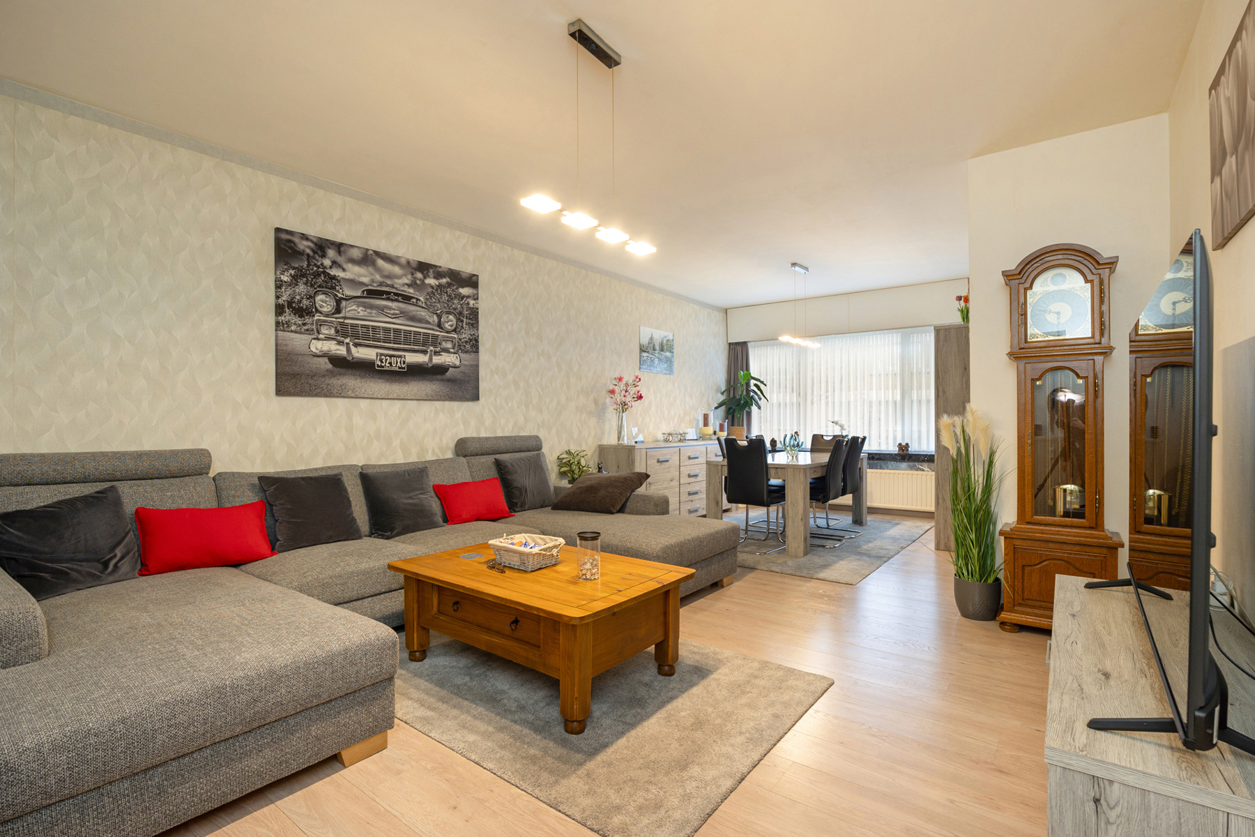 Gelijkvloersappartement met 2 slpk en garage - foto 2