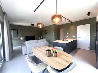Op zoek naar een comfortabel en recent appartement vlak bij zee? Dan is dit stijlvolle éénslaapkamerappartement op de vijfde verdieping precies wat...