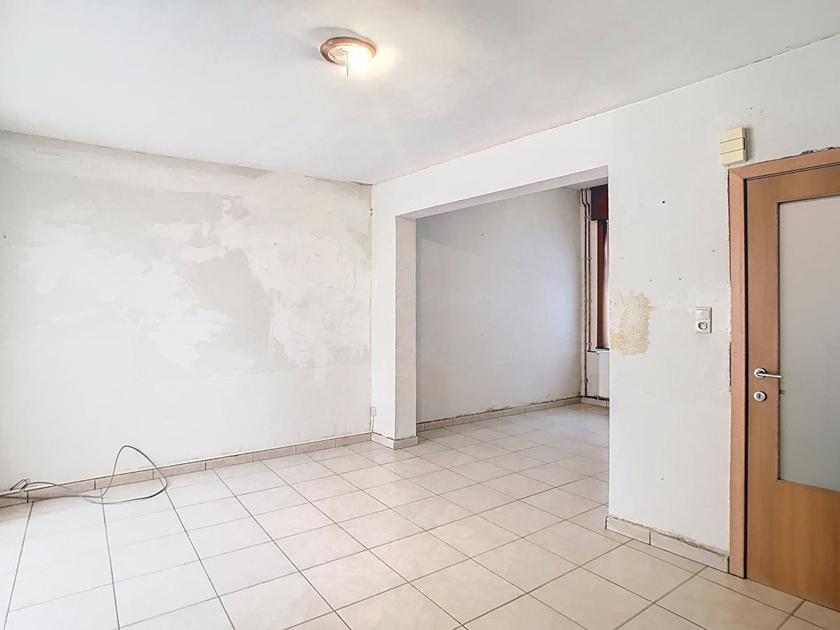 Huis te koop in Ieper centrum met 3 slaapkamers en stadstuin - foto 4