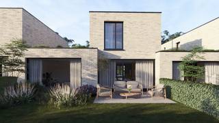 Project Kerkhofstraat is een uniek woonproject bestaande uit zeven energiezuinige BEN-woningen, uitgevoerd in een strakke, tijdloze architectuur en afgewerkt met oog voor kwaliteit, comfort en duurzaamheid.<br /><br />Hier woont u in stijl, met alle hedendaagse luxe én met het oog op de toekomst.<br /><br /><strong>Wonen in Maasmechelen</strong><br />Project Kerkhofstraat ligt op een rustige locatie in het charmante Eisden-Dorp (Maasmechelen), op een boogscheut van het centrum, scholen en lokale handelszaken. Dankzij de strategische ligging geniet u van rust én bereikbaarheid.<br /><br />Maasmechelen biedt een rustige, groene omgeving en met een goede verbinding zowel binnen België als naar Nederland.<br />Met het Nationaal Park "Hoge Kempen" gelegen in de directe omgeving kan u een rustige wandeling maken in één van de mooiste parken van België.<br /><br />Daarnaast kan u met Maasmechelen Village en het M2-shopping center de drukte opzoeken om op een zonnige dag te gaan winkelen en een terrasje te doen.<br /><br /><strong>Beschrijving project</strong><br />Het ontwerp van deze woningen kwam tot stand in samenwerking met architect F. Schellens en focust op licht, ruimte en ecologie. De gevels worden opgetrokken in lichte, genuanceerde baksteen met aluminium buitenschrijnwerk in zwarte RAL-kleur. Grote raampartijen, groendaken en private tuinen zorgen voor een harmonieus geheel waarin binnen en buiten naadloos in elkaar overvloeien. <br /><br />Iedere woning zal casco opgeleverd worden en waarbij er gekozen kan worden om via de bouwheer de verdere afwerking uit te voeren.<br /><br /><strong>Woning 4: </strong><br />Type bebouwing: gesloten<br />Oppervlakte perceel: 209,34m2<br />Oppervlakte woning (bruto): 130,55m2<br />Oppervlakte tuin (incl. terras en berging): 102,91m2<br />Prijs (casco): €264.000,00 (excl. kosten) + €48.690,00 (RR en BTW) = €312.690,00<br /><br /><strong>Troeven:</strong><br />+ Casco (eigen afwerking) of afwerking via bouwheer<br />+ Bijna-energie-neutrale (BEN) woningen<br />+ Iedere woning heeft een overdekte carport<br />+ Aparte tuinberging/fietsenstalling<br /><br />Wenst u meer informatie (plannen, lastenboek, ...) of een verkennend gesprek in te plannen?<br />Bel ons gerust op het nummer 089/ 391 555 of mail naar info@frerevastgoed.be