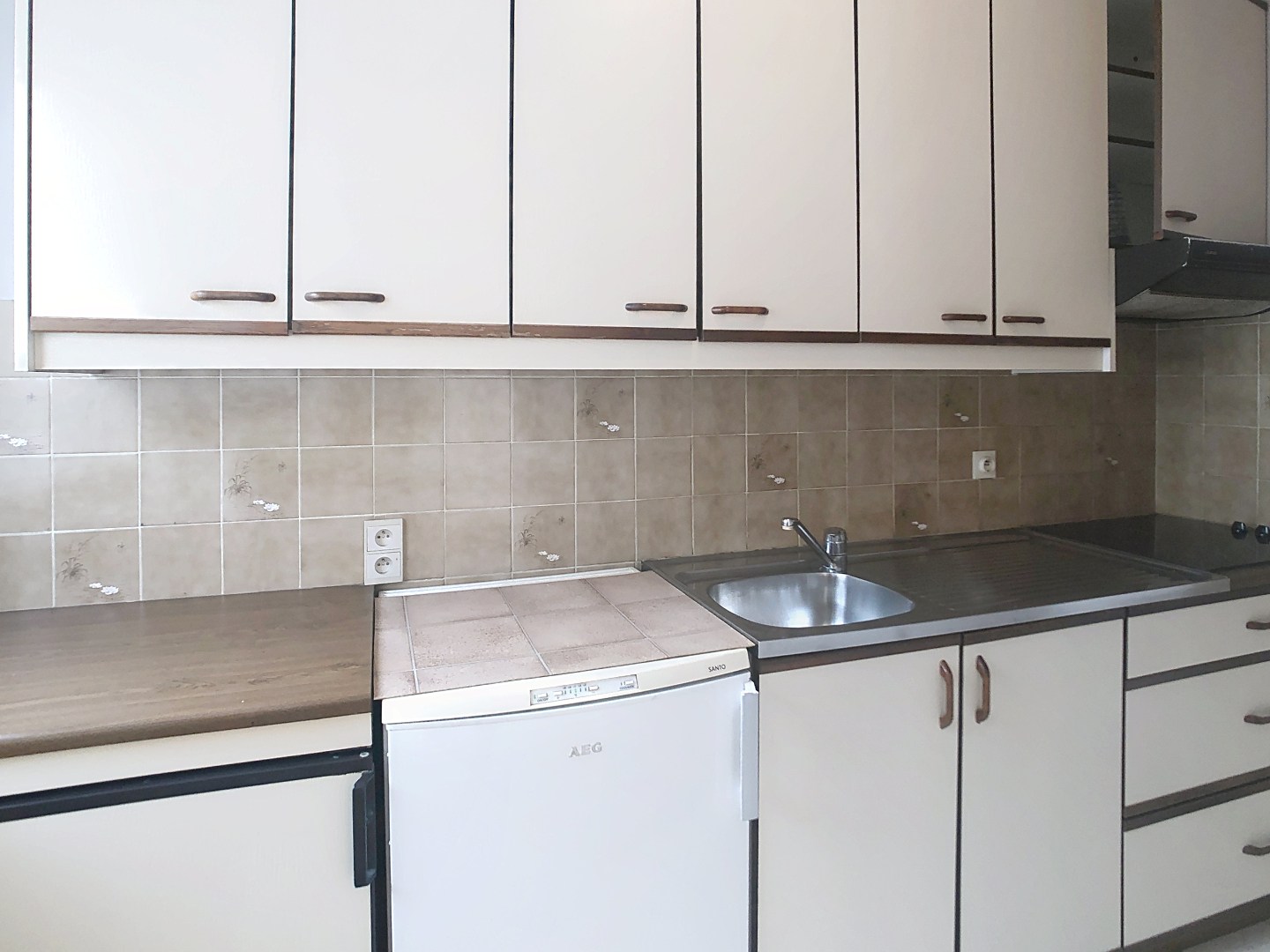 Zeer lichtrijk appartement met 3 slaapkamers en garage in centrum van Roeselare - foto 4