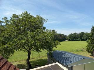 Prachtige gerenoveerde gezinswoning gelegen in rustig landelijk gebied .
Goede verbinding met Nederland als met de rest van de provincie door middel van de Noord-Zuid.
Deze woning is direct beschikbaar en kan vrijblijvend bezocht worden.
Schattingsverslagen in te kijken.
Alle attesten zijn in orde.Asbest EPC enzovoort.
Voor afspraak bel nr. 0032 476694525