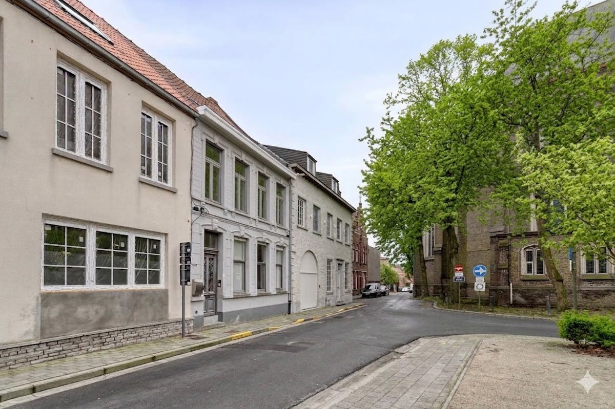 Ready to move in house for sale in the center of Izegem. - photo 3