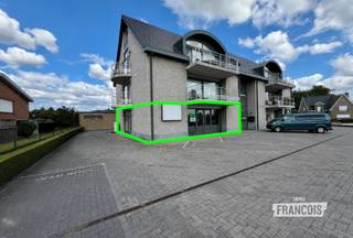 Commercial à louer à Lievegem