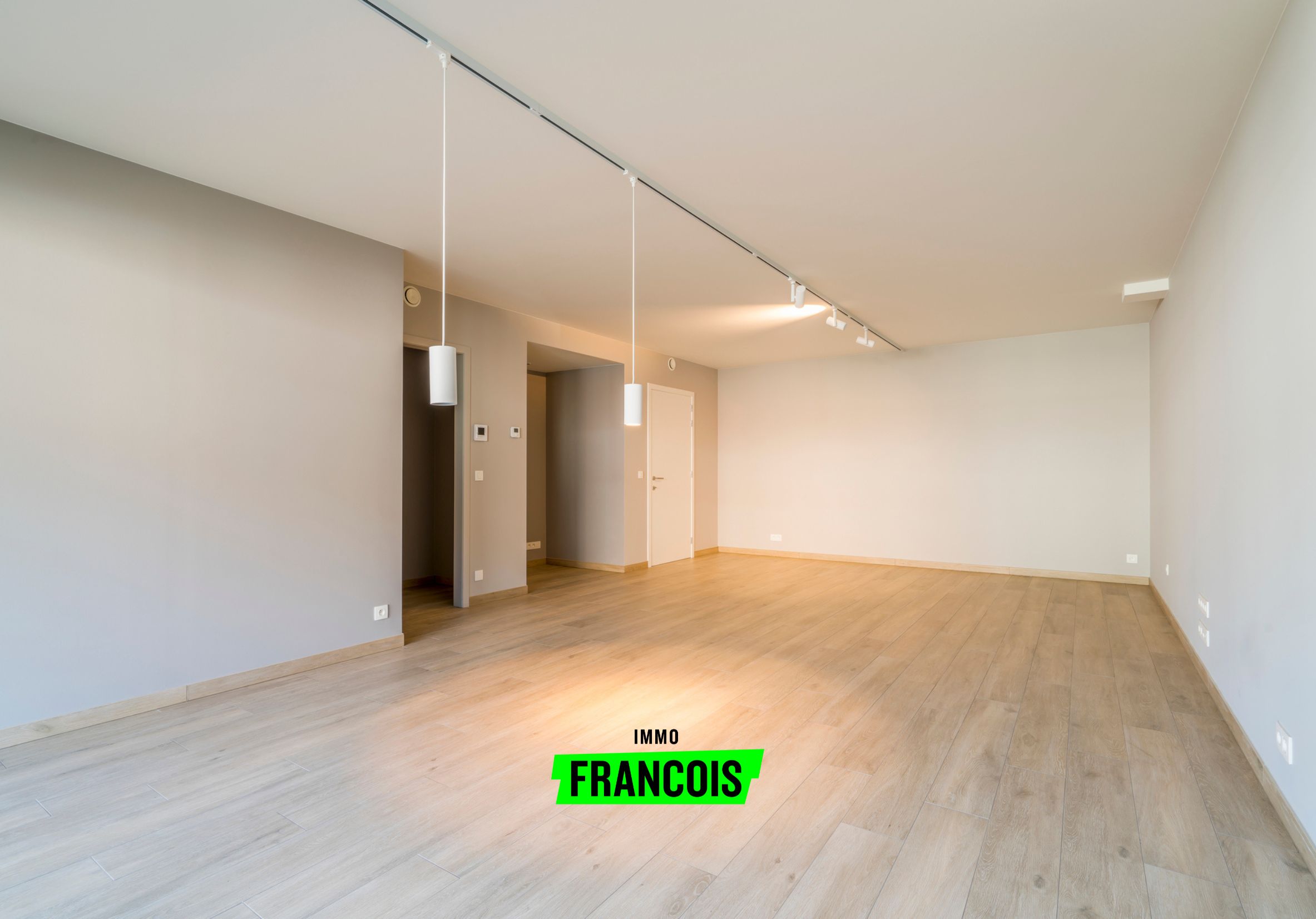 Intstapklaar gelijkvloers appartement op goede locatie in Merelbeke! - foto 3