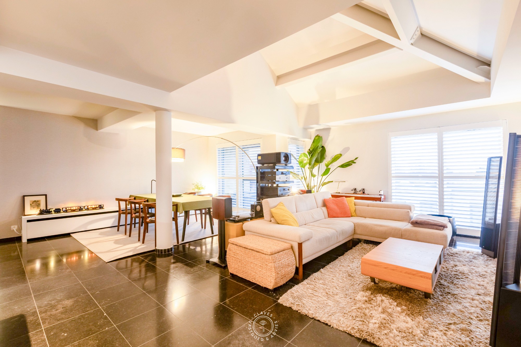 High-end afgewerkt twee slaapkamer appartement - foto 3