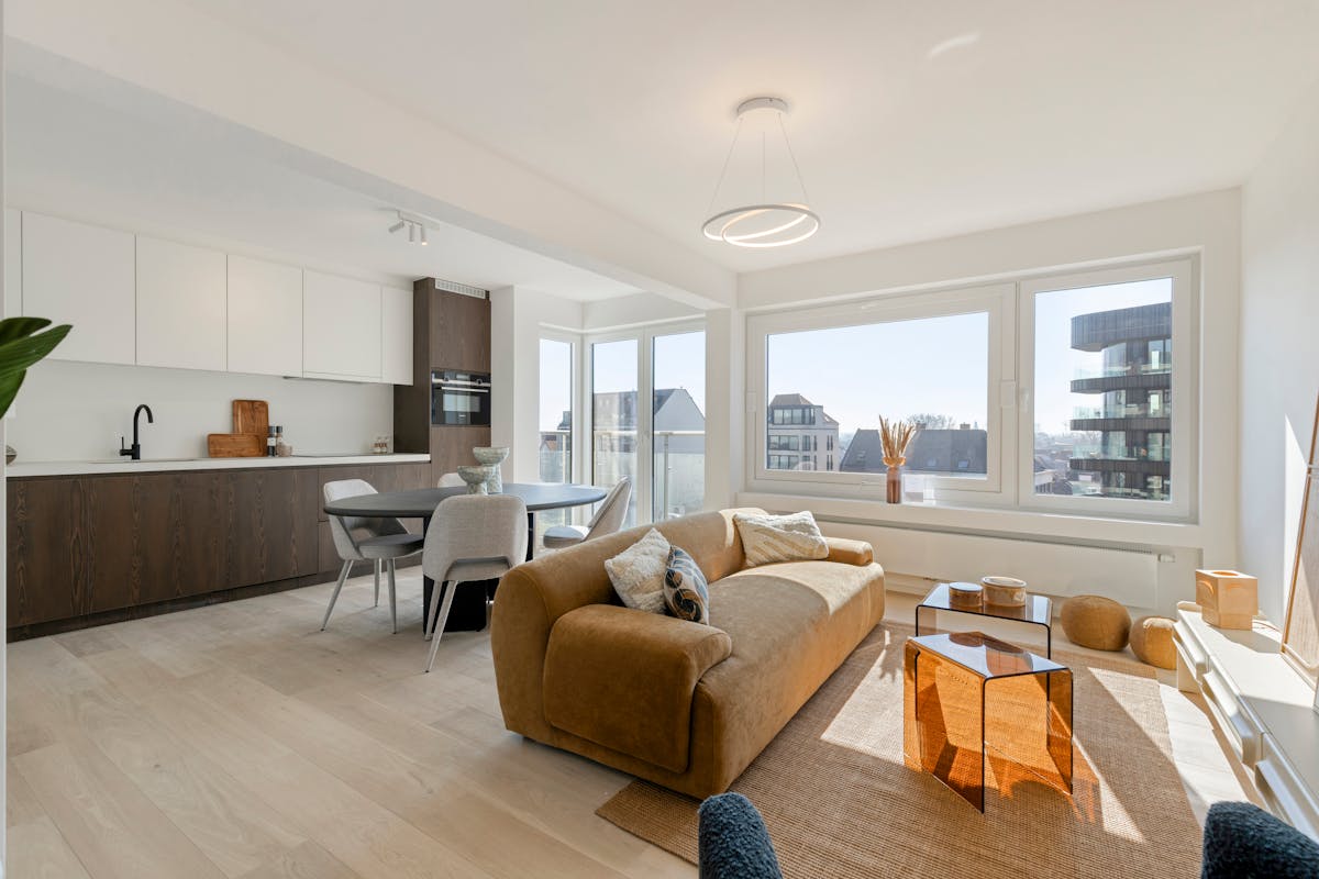 Renovated 2 bedroom apartment for sale in Heist - photo 1