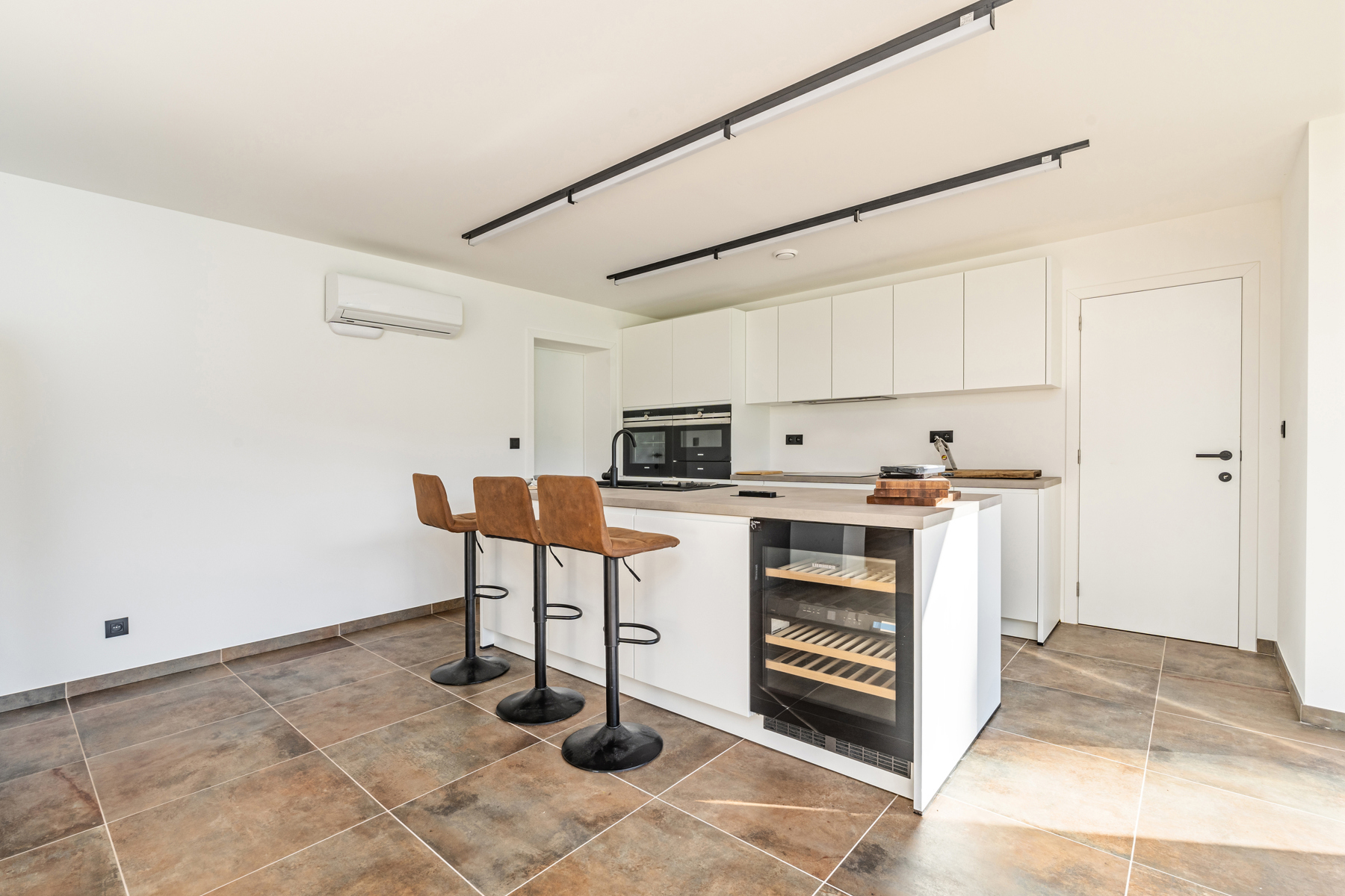Gerenoveerde villa in groene omgeving nabij invalswegen - foto 4