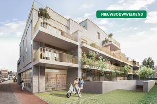 NIEUWBOUWWEEKEND 24 & 25/10/2026. Maak nu jouw afspraak en ontdek het laatste appartement te koop tijdens het nieuwbouwweekend. Laat je verrassen door dit lichtrijk appartement met mooi terras! Tot dan?<br /><br />Dit nieuwbouwproject is gelegen pal in het centrum, op wandelafstand van de Grote Markt van Poperinge en nabij alle winkels en eetgelegenheden. <br />Alle appartementen worden afgewerkt met kwalitatieve materialen en voldoen aan de nieuwste energienormen (E30).<br />De residentie heeft een tijdloze uitstraling door de hedendaagse en moderne architectuur.<br />Wonen in residentie Hieronymus is een must voor wie overal dichtbij wilt wonen en wenst te genieten van een maximaal wooncomfort!<br /><br />Bestaande uit:<br />Inkomhal met apart toilet - 3 slaapkamers - Ruime living met open ingerichte keuken - Berging/Wasplaats - Ingerichte badkamer<br /><br />==> 6% btw mogelijk<br />