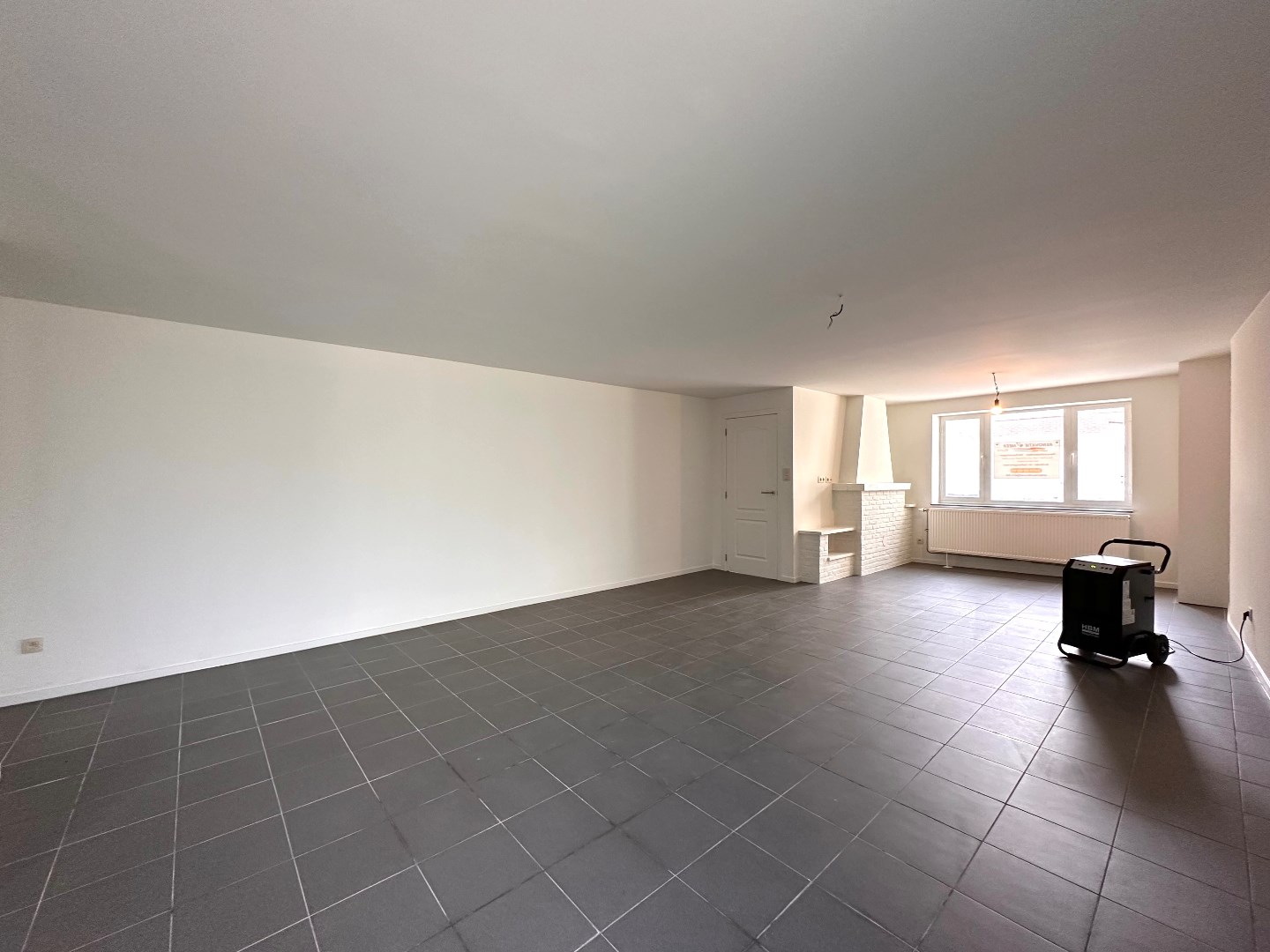 Volledig gerenoveerde woning te huur met goede ligging nabij het stadscentrum - foto 5