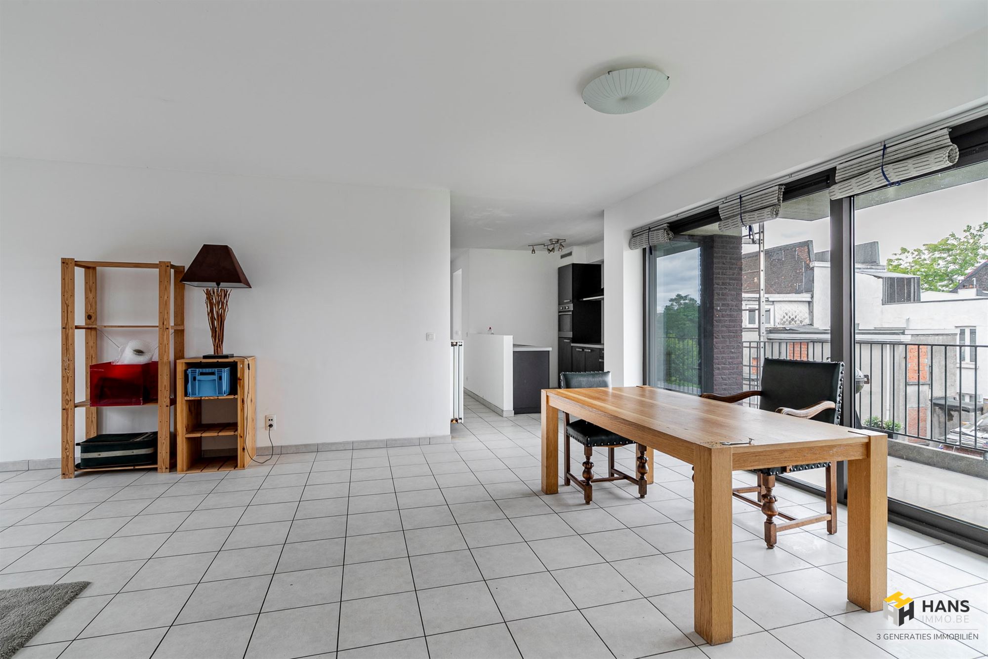 Apartment - photo 4
