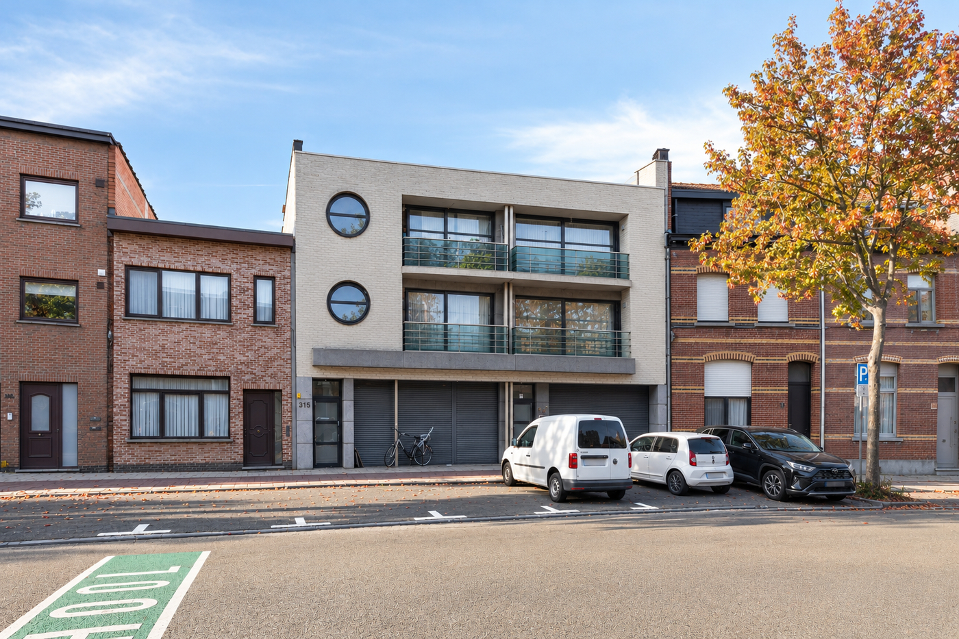 Appartement met 2 slaapkamers, terras en huidige huuropbrengst - foto 1