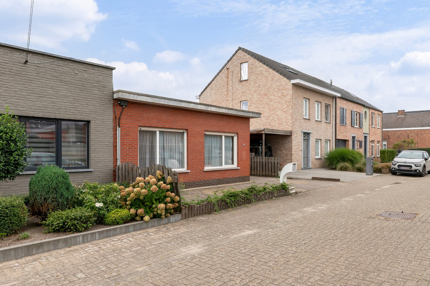 Gezinswoning, laagbouw, 3 slaapkamers, garage, tuin - foto 4