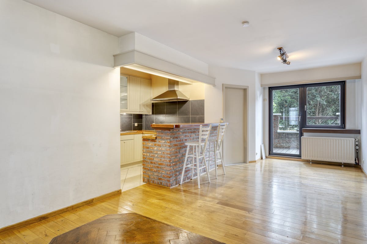 Opbrengsteigendom met garage en 3 appartementen te koop - foto 5