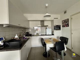 Move-in ready 2 bedroom apartment with spacious terrace in central locationThis apartment is located on the 2nd floor in a building with elevator,...