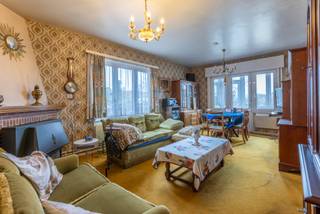 Investment property with two apartments, garage and cellars, AnderlechtInvestment building dating from 1960, comprising cellars, a garage and two...