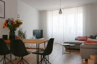 Bel appartement d'une chambre à coucher à Mortsel dans un petit immeuble au deuxième étage (sans ascenseur - faibles coûts fixes !). L'appartement...