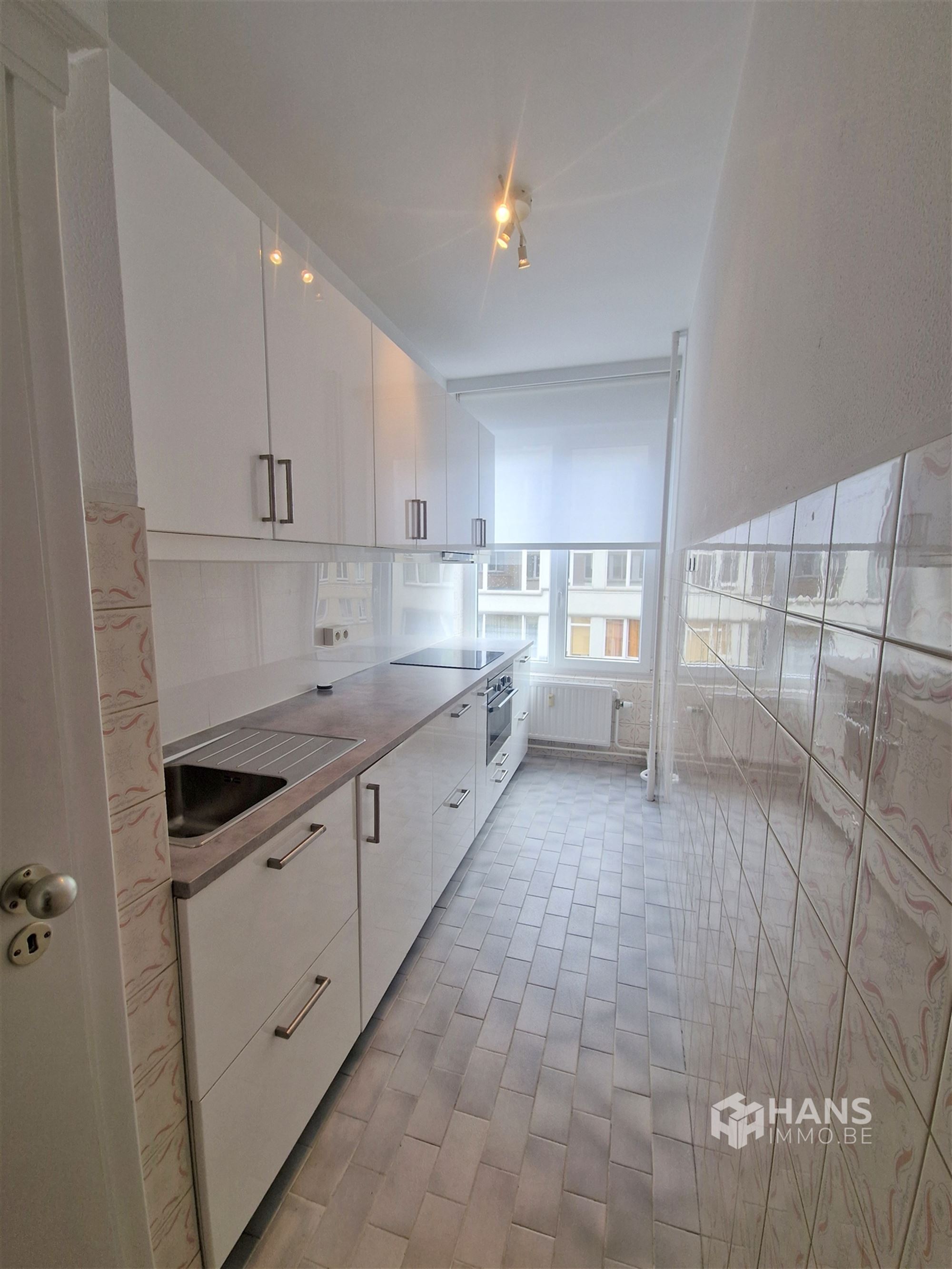 Goed gelegen 1-slaapkamer appartement in het centrum van Antwerpen stad. - foto 4