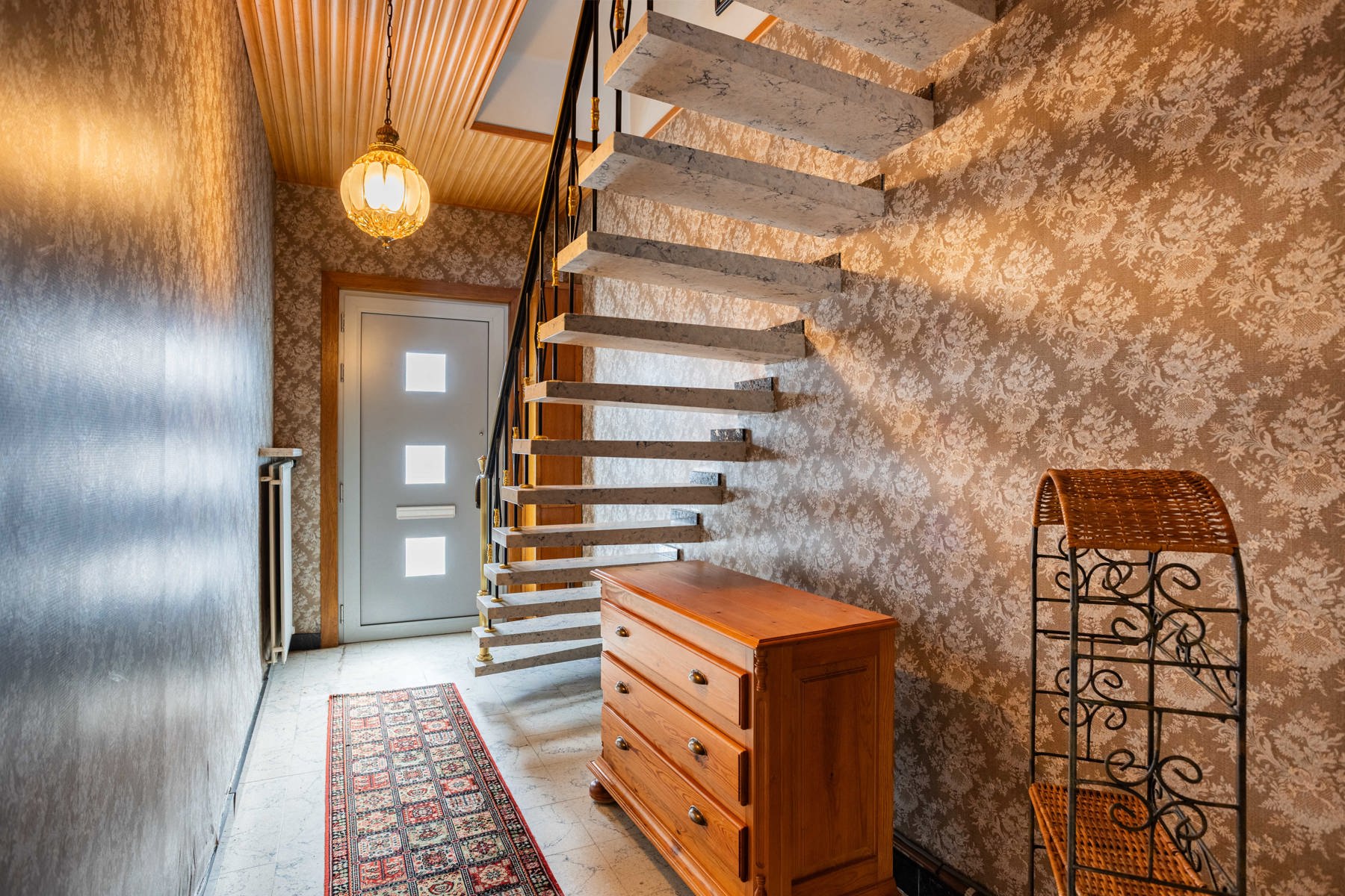 Leuke op te frissen woning aan de stadsrand! - foto 2