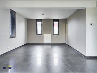 Gezellig appartement met terras op centrale ligging.Dit gezellig appartement is ideaal voor wie op zoek is naar comfortabel en praktisch woning op...