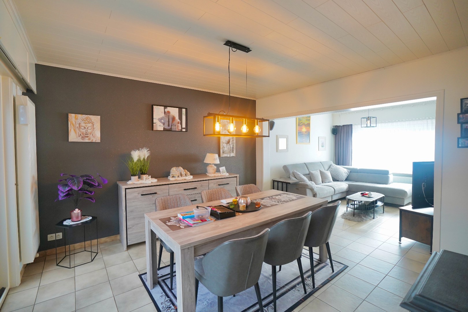 Ruime 4-slaapkamerwoning met gezellige tuin en veranda! - foto 4