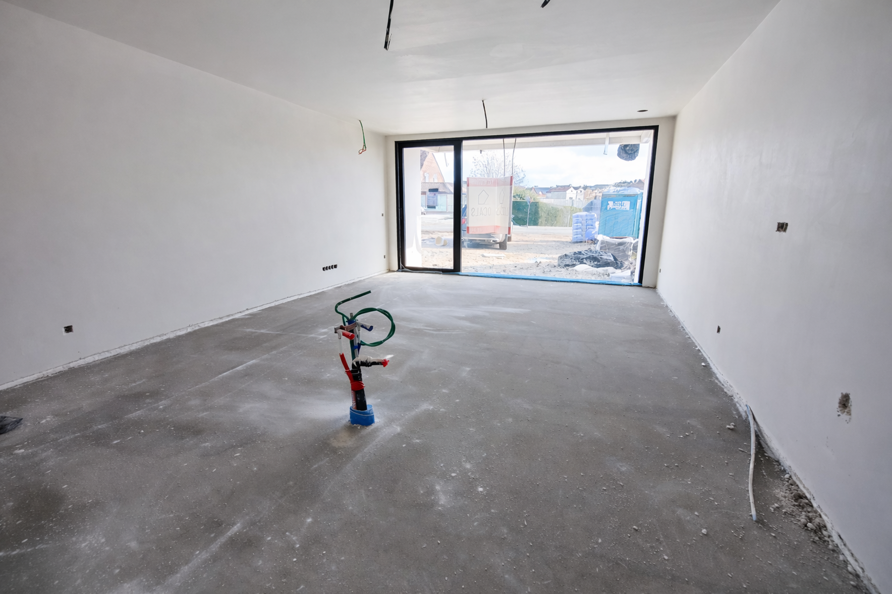 Gelijkvloers nieuwbouwappartement met tuin op toplocatie! - foto 2