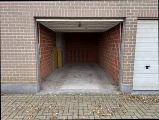 Vlot toegankelijke garagebox te koop op de Rederskaai in Zeebrugge. Deze afgesloten garage maakt deel uit van een verzorgde residentie en...