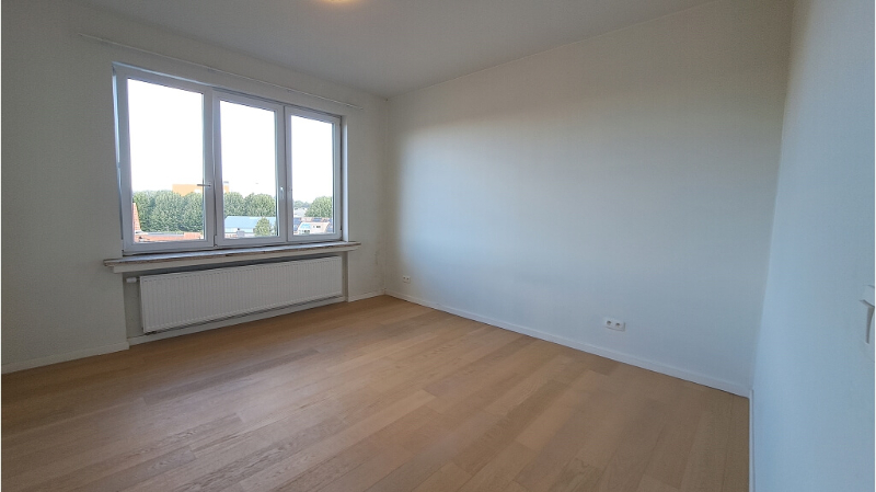 Ruim en lichtrijk 3-slaapkamerappartement te koop in Brugge - foto 5