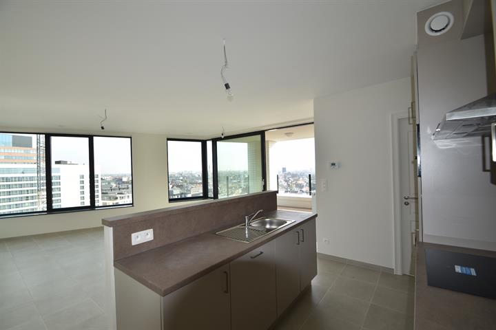 Appartement à louer à Anvers avec 3 chambres - photo 3