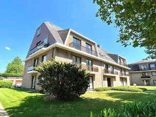 Te koop: ideale investering! Rustig gelegen en charmant appartement met 1 slaapkamer op de bovenste verdieping in Beveren-Leie.In een uiterst rustige...