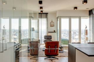 Welcome to the 13th floor of De Lichttoren at 81 Ellermanstraat - where space, light and views come together in a unique living experience. With...