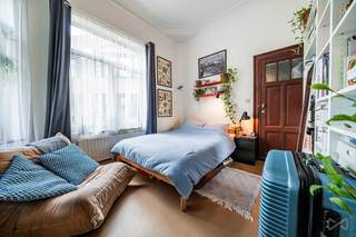 In a small condominium of 4 units, discover this charming ±60 m² apartment located on the 1st floor, in a quiet, residential area.This bright and...