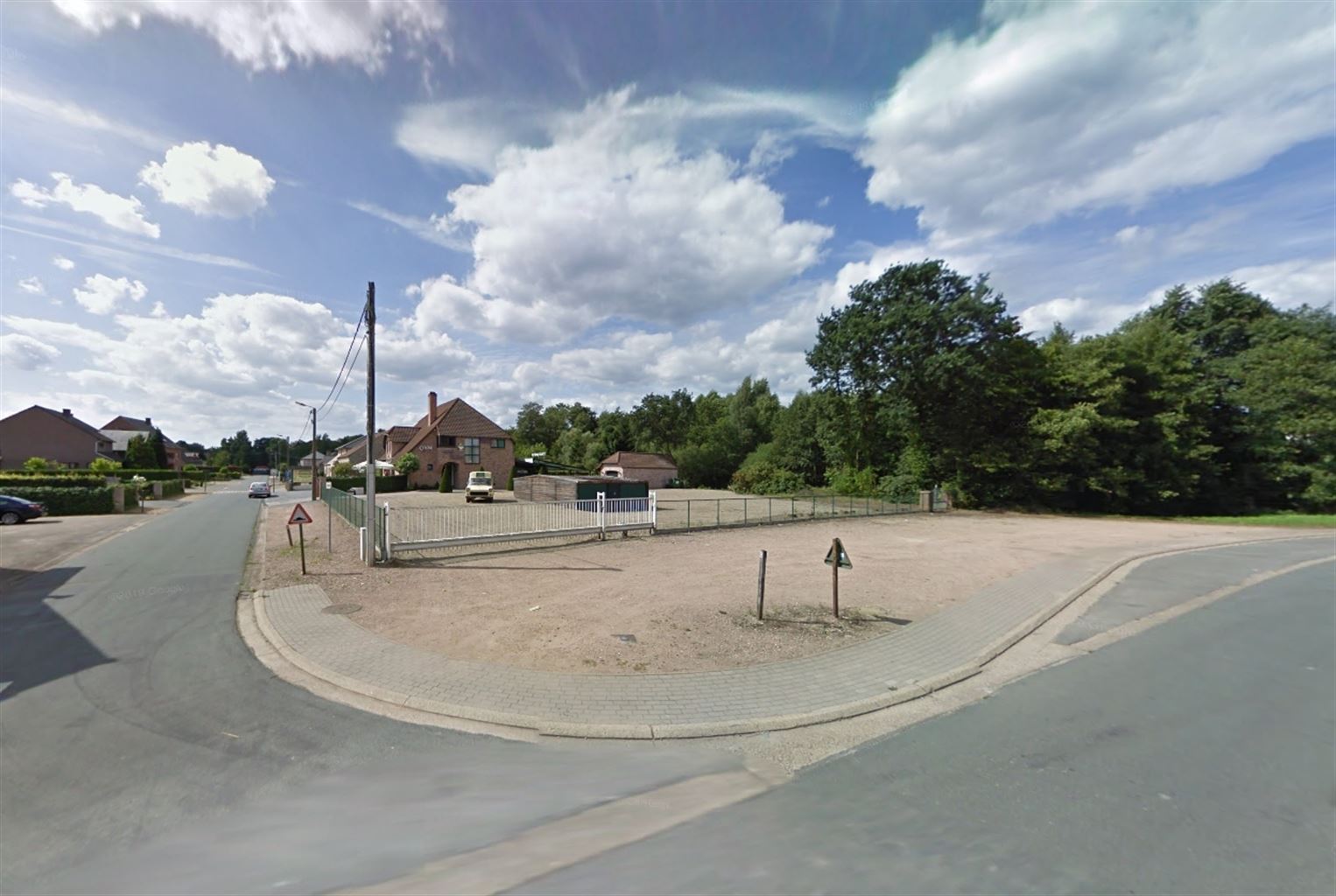 Ruim bouwperceel van 15a09ca voor een ééngezinswoning in open bebouwing – rustig gelegen met goede bereikbaarheid.  - foto 3