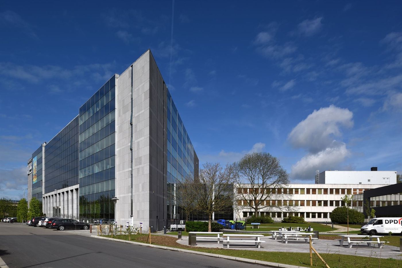 Uitstekende kantoren van 2.000 m² op topligging vlakbij de R0 - foto 4