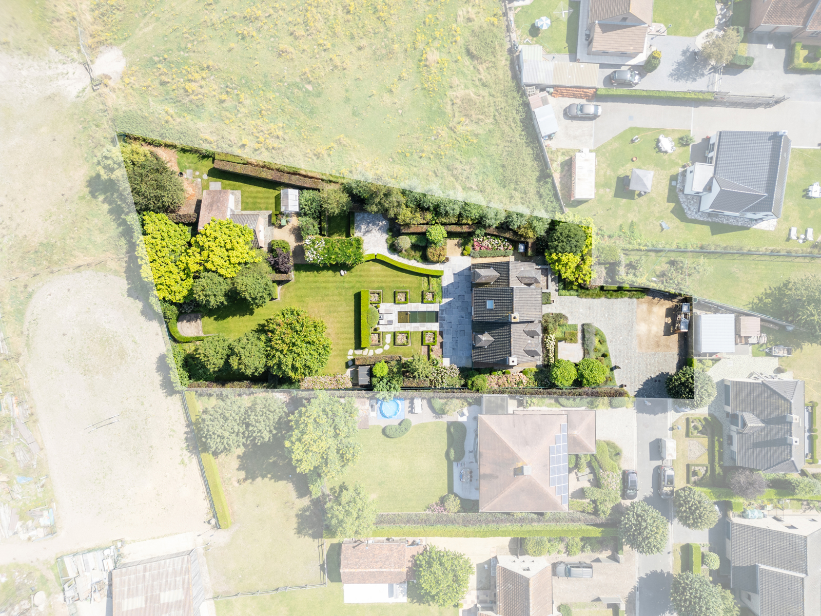Energiezuinige villa op 1886m² in rustige omgeving - foto 4