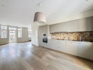 Etterbeek – Te Huur: Duplex met 2 Slaapkamers en 2 Badkamers vlak bij ULB/VUB - 80m² + terrasDeze prachtige duplex biedt een lichte en...