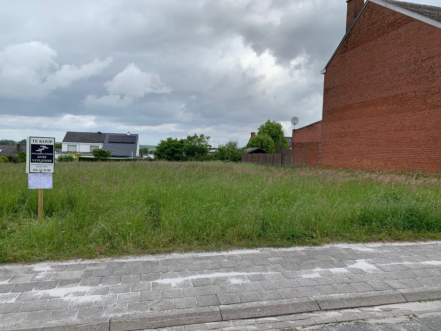 Bouwgrond in rustig gelegen straat.