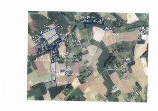 Landbouwgronden en weides te koop in Kester (Pajottegem)In zijn geheel te koop of in delen.Weides zijn te koop vanaf 45.000 EUR/haGronden zijn te...