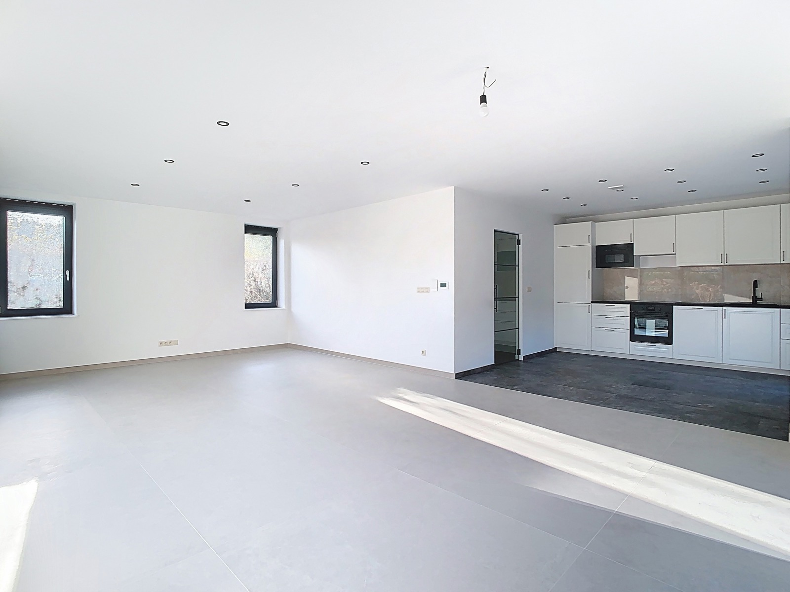 Stijlvol gerenoveerde woning (EPC A), instapklaar! - foto 4