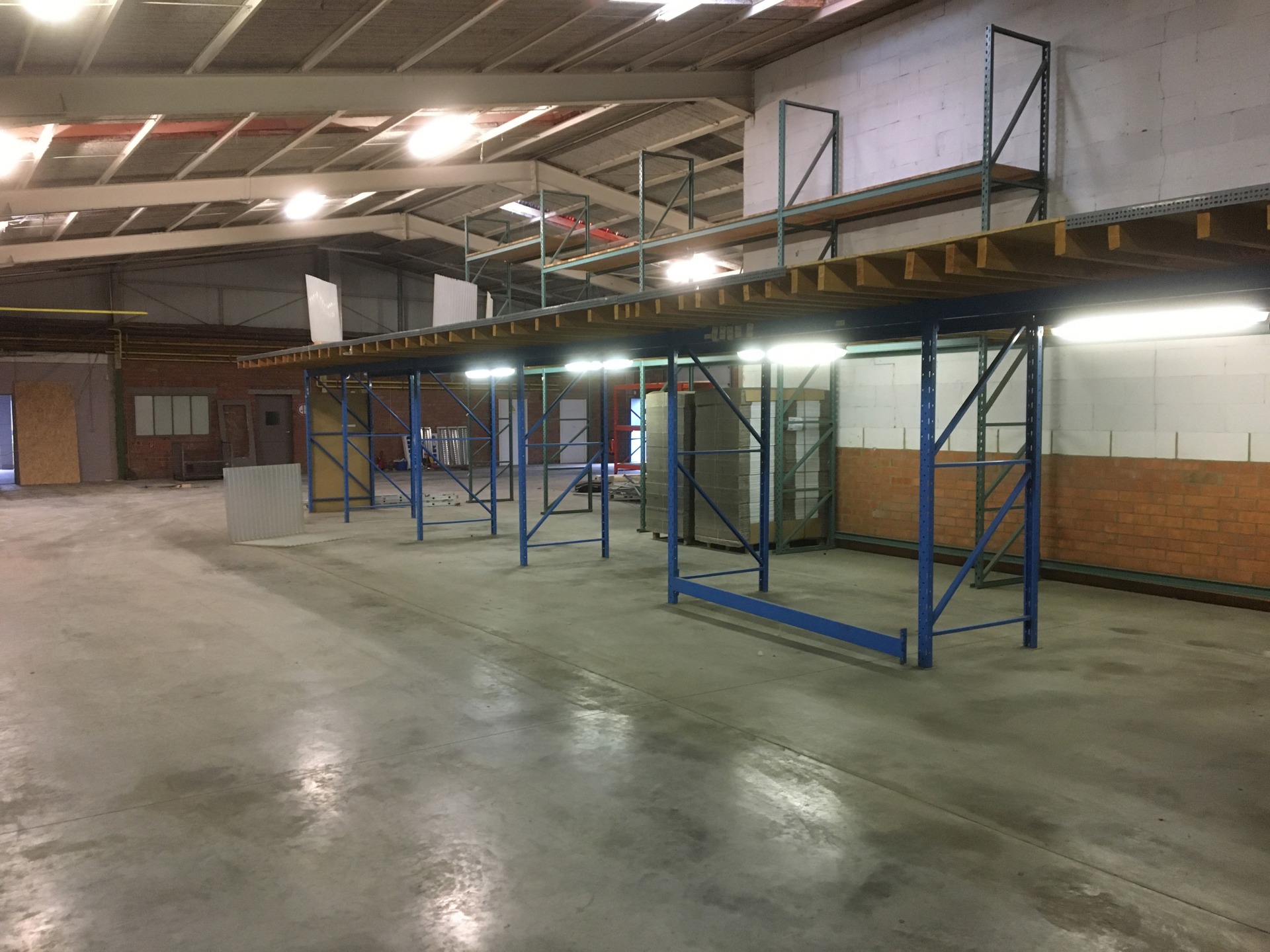 Goed gelegen opslagplaats van +/- 800m² te Kontich - foto 4