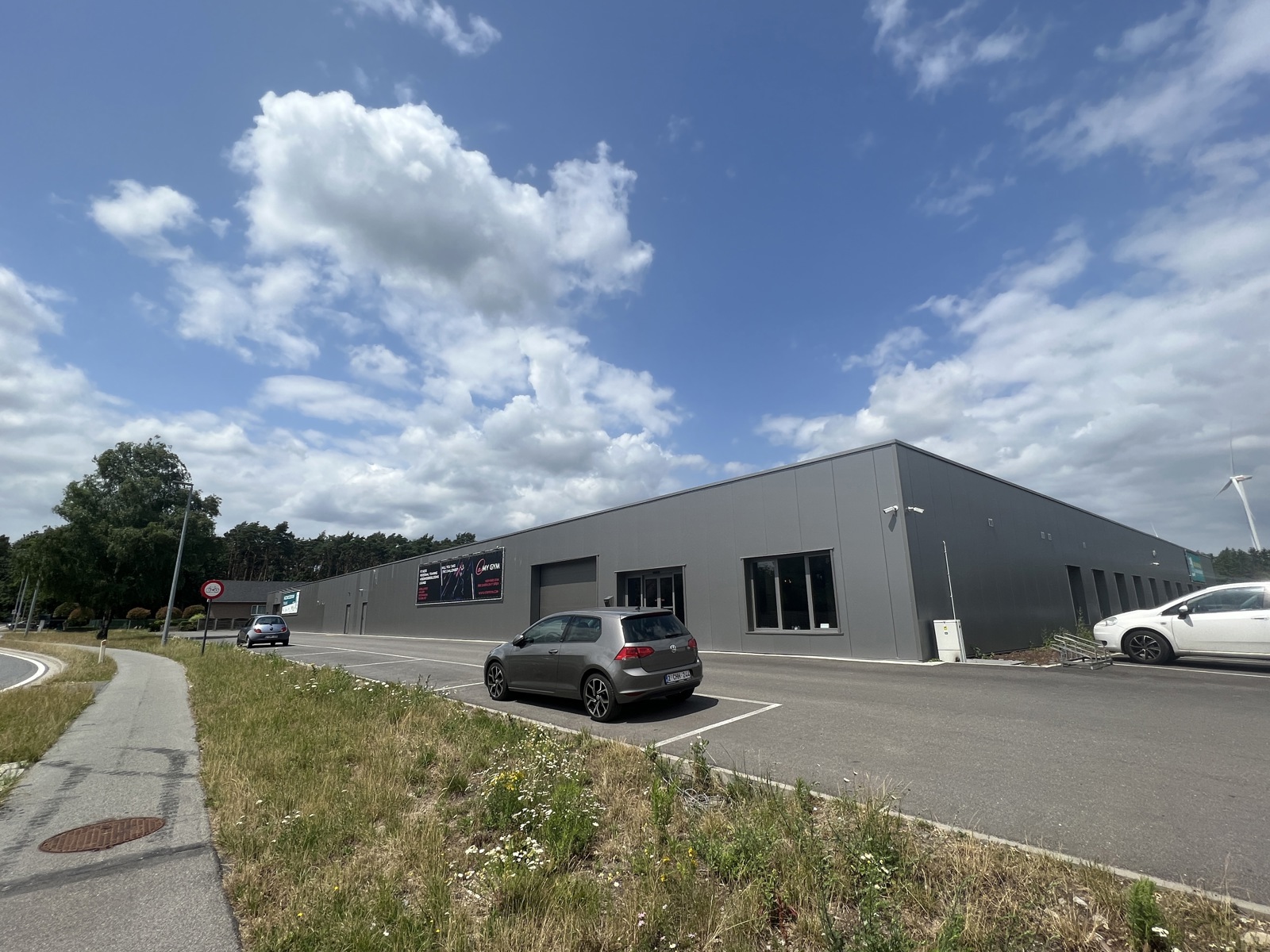 Commercial for rent in Dilsen-Stokkem - photo 3