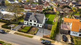 Voor meer info of een bezoek ter plaatse contacteer steven@copandi.be of bel 0498 61 58 86.Deze recent gerenoveerde woning (2020) staat te koop op...