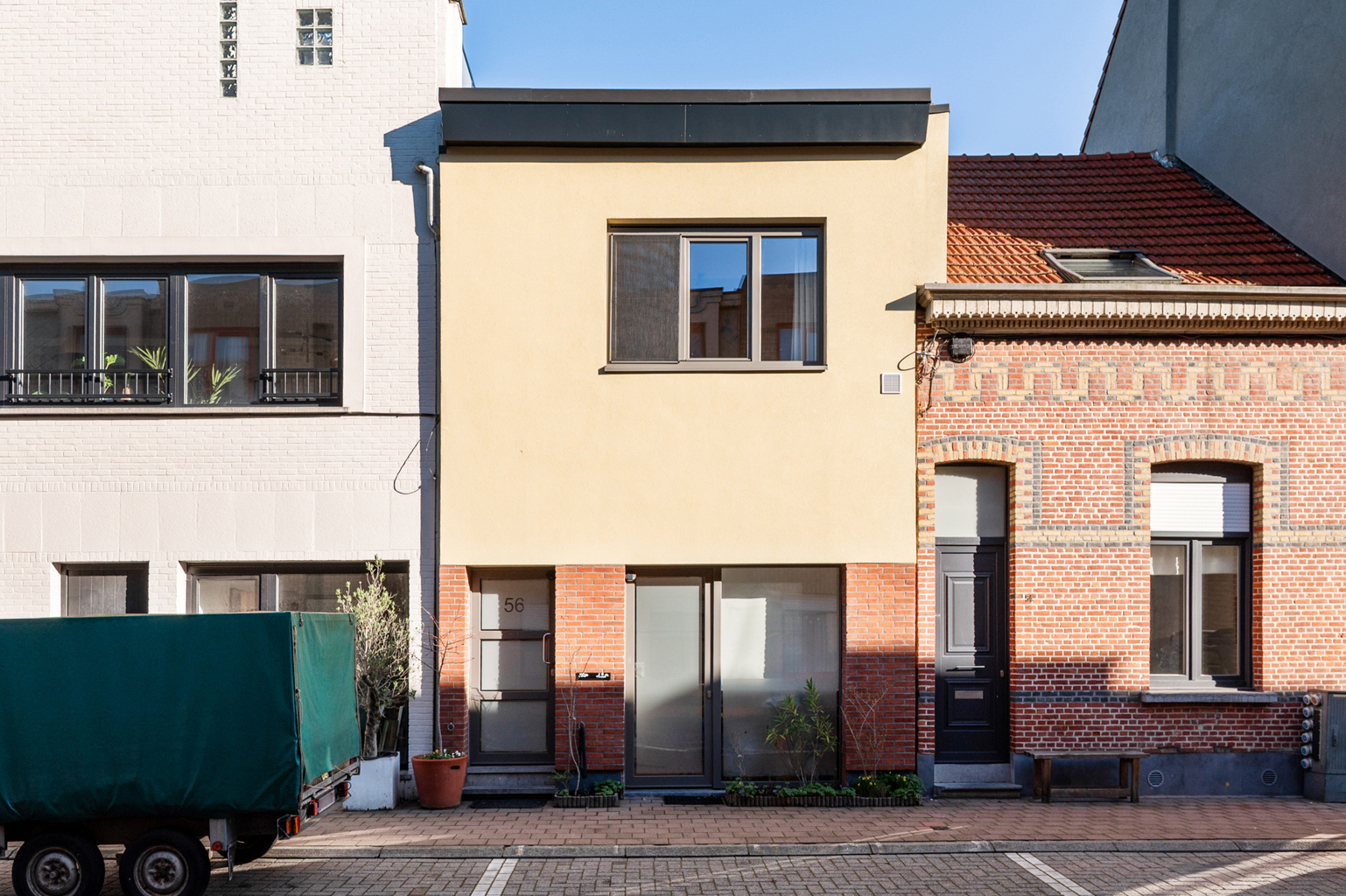 Huis te koop in Merksem met 2 slaapkamers - foto 1