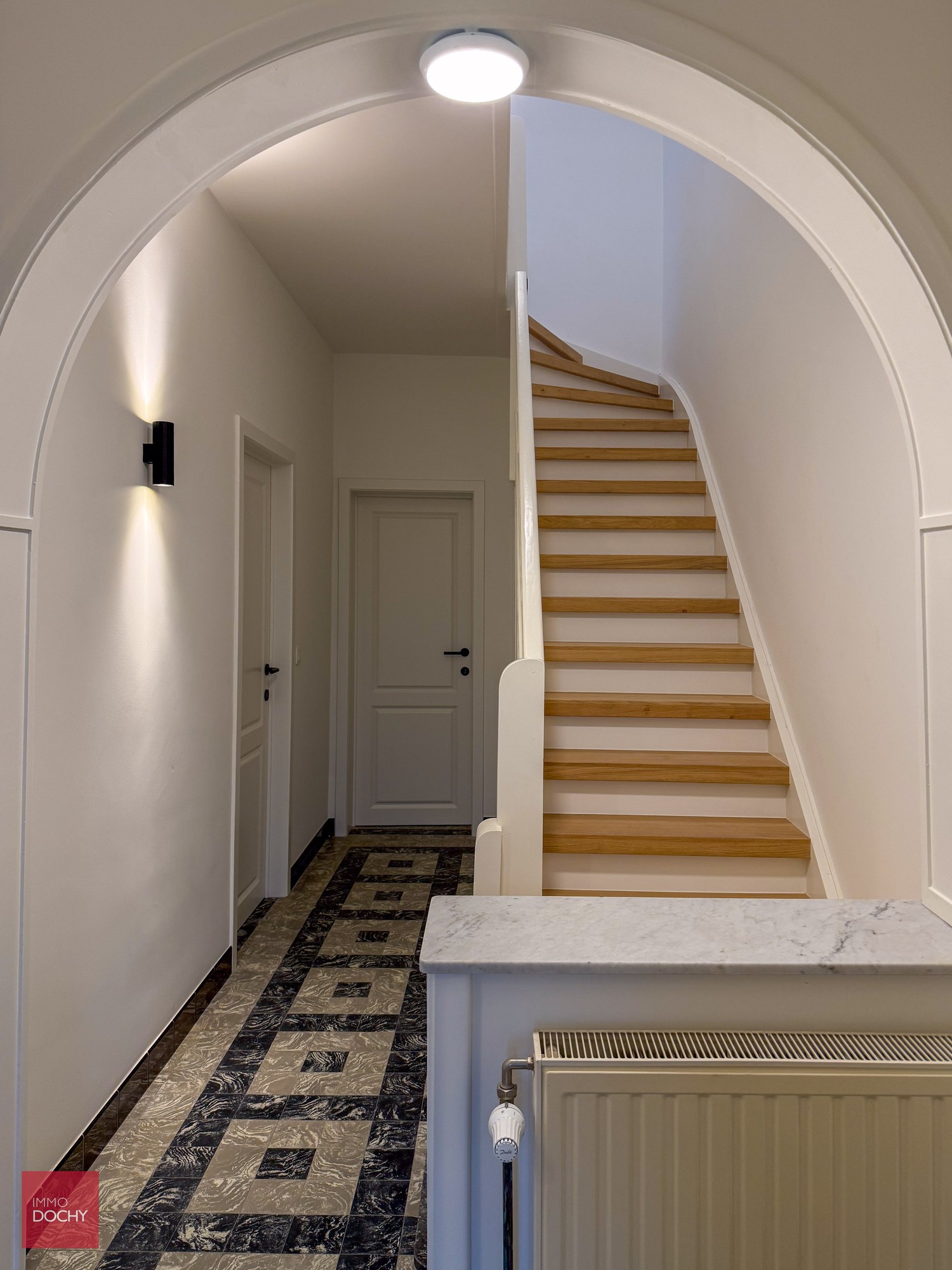 Volledig vernieuwde BURGERWONING met alle modern comfort | Kortrijkseweg 317 - photo 2