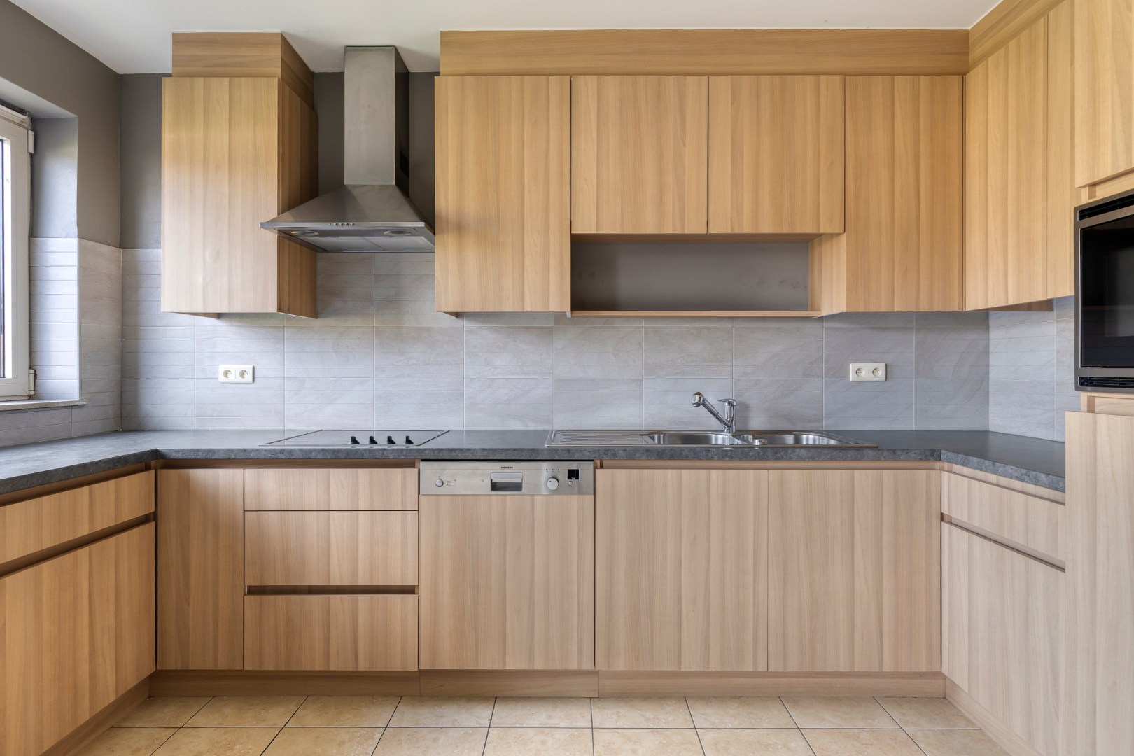 Instapklaar gelijkvloers appartement met tuin in het centrum van Geel - foto 5