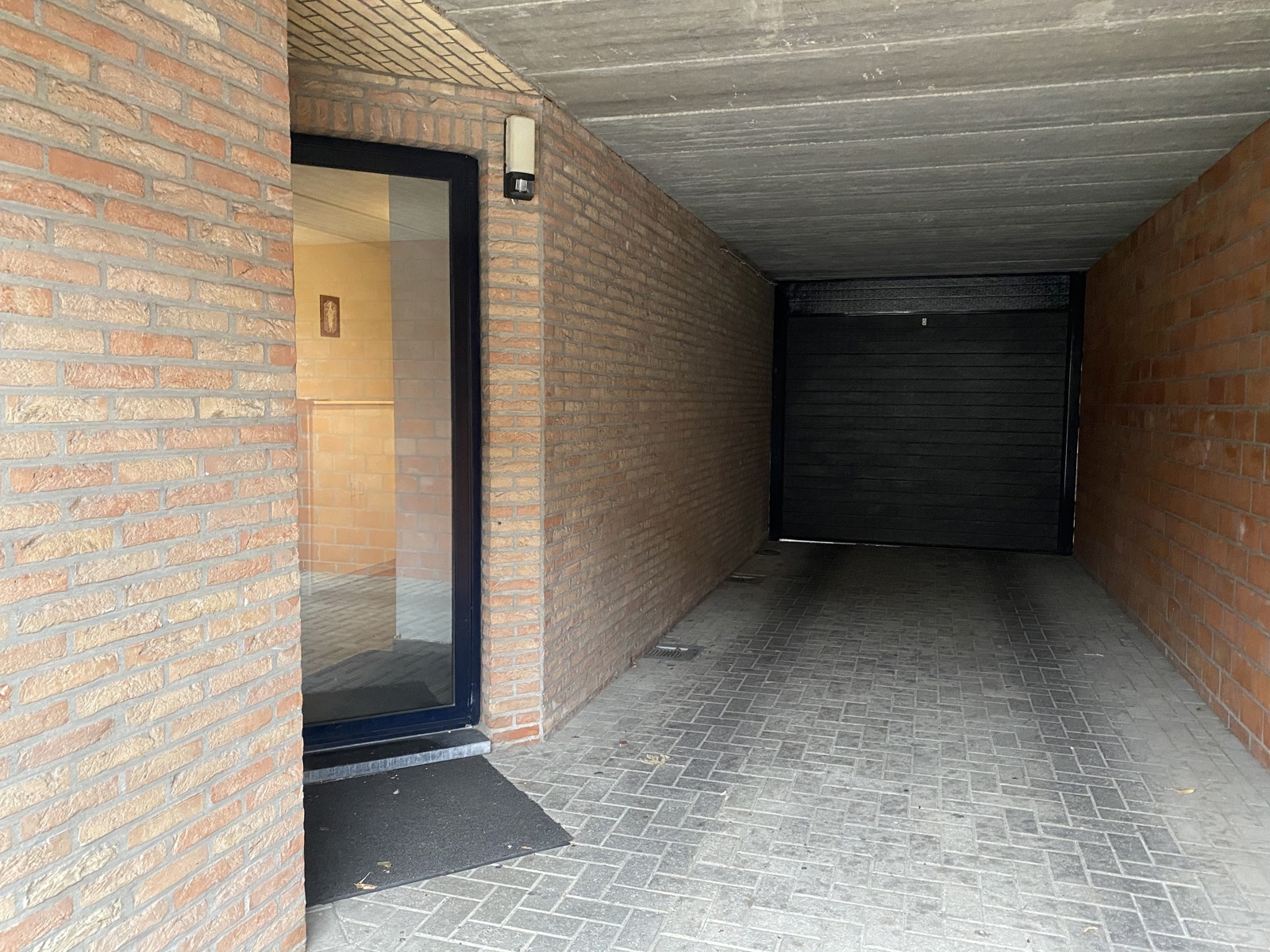 Appartement met 2 slpk en autostaanplaats - foto 2