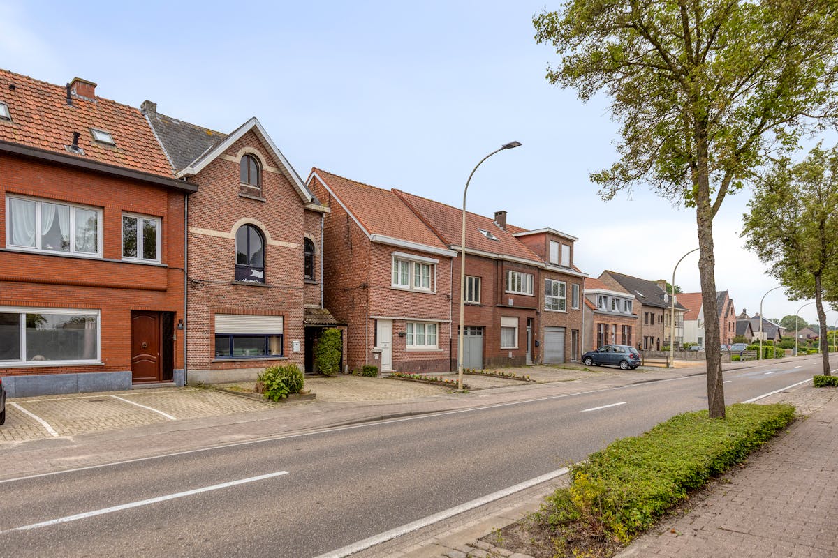 Karaktervol huis met tuin te koop nabij centrum Wuustwezel! - foto 5
